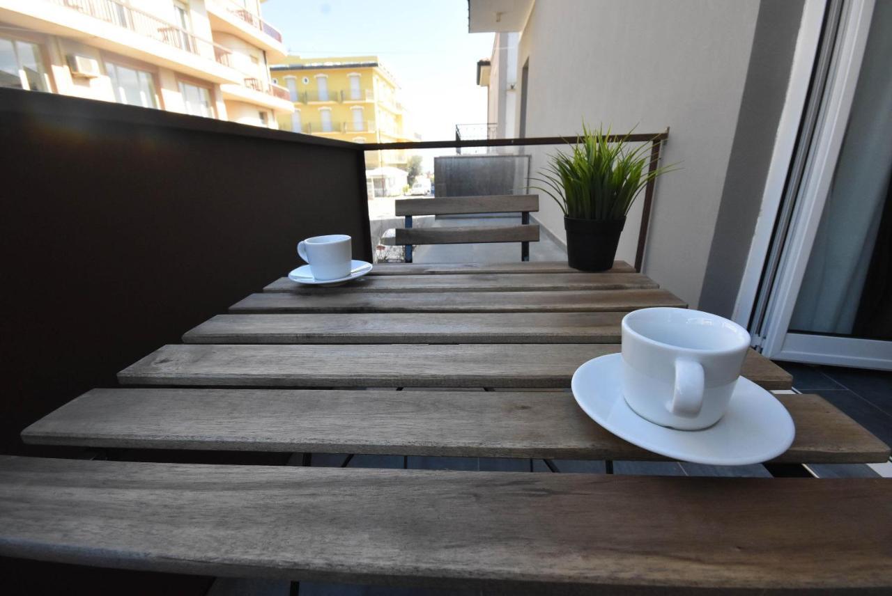 Hotel Crisvan 里米尼 外观 照片